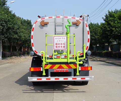 中潔牌XZL5256GSS6型灑水車(chē)